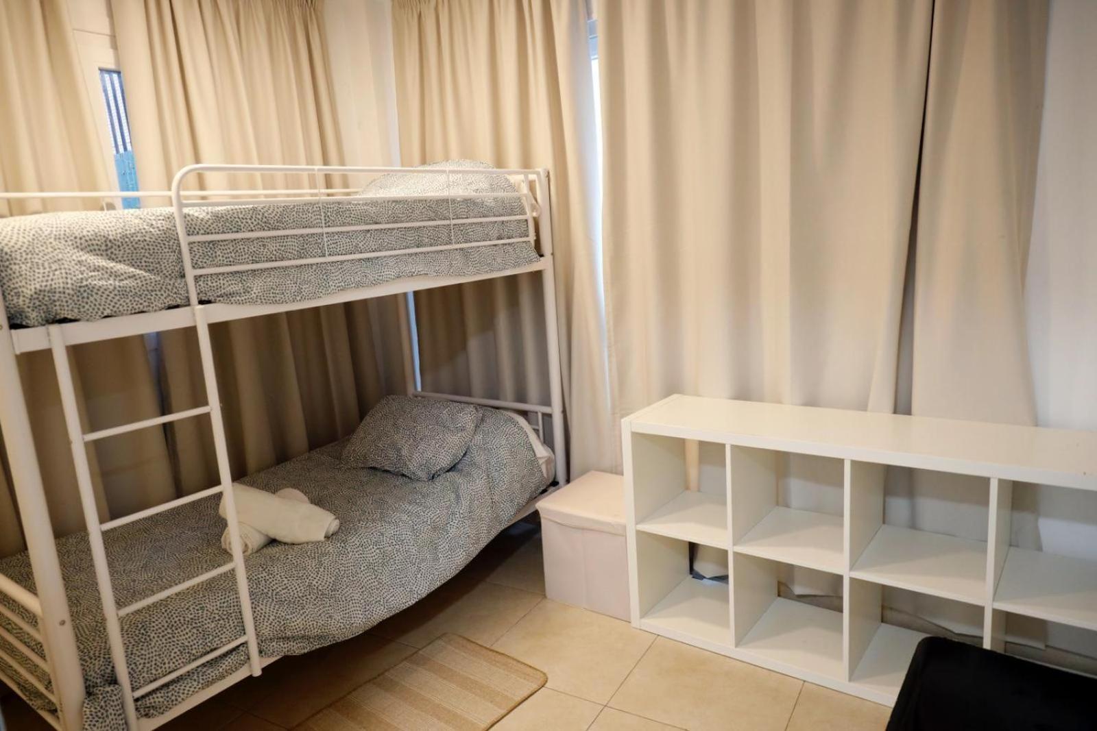 Apartment Residencia Universitaria Alboran